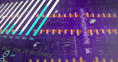 Mor arkaplan üzerinde veri işleme resmi. küresel iş ve dijital arayüz kavramı dijital olarak oluşturulmuş görüntü.