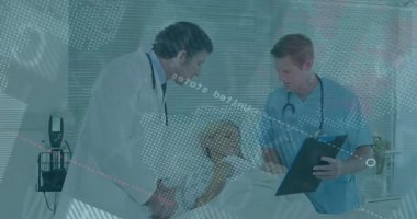 Odaya giren iki doktor hasta durumunu tartışıyor holografik göğüs taramasını başlatıyorlar. Tıbbi, sağlık, fütüristik, tanı, teletıp, klinik, teknoloji