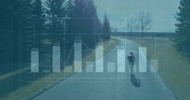 Bisikletli genç pedal çevirerek yolu açıyor. Animasyon fitness veri tablolarını etkinleştiriyor ve ritmi takip ediyor. Açık hava, atletik, veri görselleştirme, fitness, teknoloji, sportif, doğal