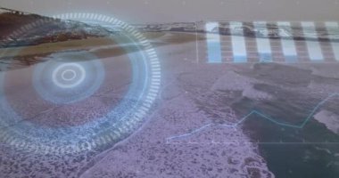 İHA uçan kıyısı HUD çemberini başlatıyor yükselen çubukları tarıyor ve veri taraması yapıyor. Teknoloji, yenilik, analitik, denizcilik, veri görselleştirme, hava, fütüristik