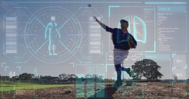 Kafkas kadın beyzbol oyuncusu üzerinden veri işleme görüntüsü. Küresel spor ve dijital arayüz kavramı dijital olarak oluşturulmuş görüntü.
