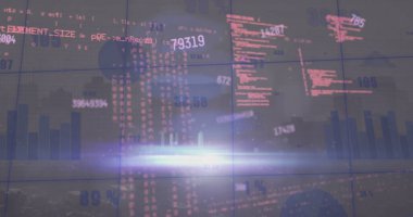 Şehir manzarası üzerinde veri işleme resmi. Küresel bilim, bağlantılar, veri işleme ve dijital arayüz kavramı dijital olarak oluşturuldu.