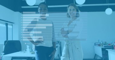 Ofisteki çeşitli iş adamlarıyla ilgili finansal veri işleme resmi. Küresel iş ve dijital arayüz kavramı dijital olarak oluşturulmuş görüntü.