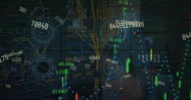 Siyah arkaplan ile arayüzdeki grafik ve veri işleme resimleri. Küresel iletişim, iş, veri ve dijital arayüz kavramı dijital olarak oluşturulmuş görüntü.