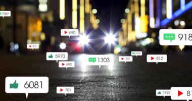 Asfaltta ortaya çıkan farlar, girdapta dönen ve kaybolan ikonlar çiziyor. Gece, kentsel, dijital, fütüristik, hareket, soyut, teknoloji