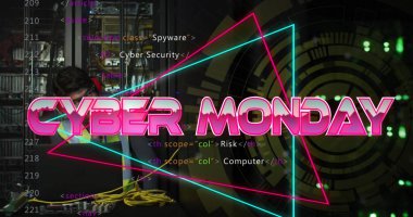 Sunucu odasındaki Asyalı adamın veri işleme ve tarama alanındaki siber pazartesi metni görüntüsü. Küresel iş, bilgisayar ve dijital arayüz kavramı dijital olarak oluşturulmuş görüntü.