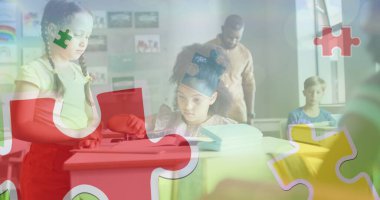 Çeşitli öğretmen ve öğrencilerin bulmaca parçaları. Küresel eğitim ve öğrenme kavramı dijital olarak oluşturulmuş görüntü.