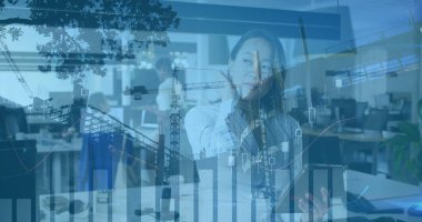 Telefon kulaklığı kullanan iş adamlarının veri işleme görüntüsü. Küresel işletme veri işleme ve dijital arayüz konsepti dijital olarak oluşturulmuş resim.