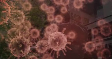 Canlandırılmış virüs parçacıkları açık havada akıllı telefondan maskeli bir adamın sağlık uygulamasını kontrol ettiğini gösteriyor. Salgın, sağlık, farkındalık, güvenlik, modern, teknoloji, kentsel