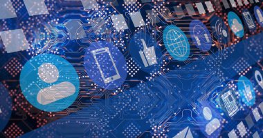 İşlemci soketi üzerine sosyal medya simgeleri. Küresel bağlantılar, veri işleme ve dijital arayüz konsepti dijital olarak oluşturulmuş resim.