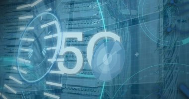 Sunucu odasındaki daireler ve 5G metinlerle ilgili bilgi arayüzü resmi. Dijital bileşik, çoklu pozlama, rapor, ağ güvenliği, veri merkezi, iletişim, ağ oluşturma ve teknoloji.