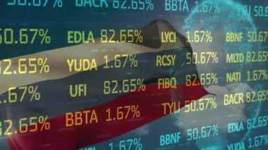 Piyasa eğilimlerini göstermek için kalp kodları yer değiştirirken bayrak sallamaya ve dünya dönmeye başladığında. Dijital, geleceksel, soyut, veri görselleştirme, sanal, dinamik, teknolojik