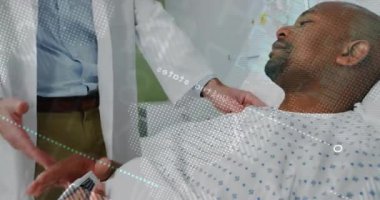 Doktor odaya giriyor, hastaya dürbün takıyor, monitörü kontrol ediyor ve güven verici bir şekilde el sıkışıyor. Sağlık, danışmanlık, profesyonellik, modern, tanı, empati, güven