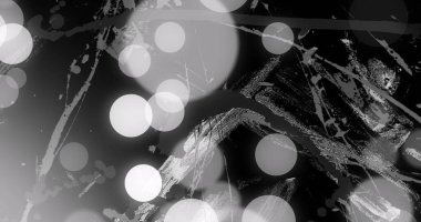 Siyah zemin üzerinde hareket eden beyaz fırça darbelerinin üzerindeki gri ve beyaz ışık çemberleri. Doğa, enerji ve değişim, soyut arkaplan kavramı dijital olarak oluşturulmuş görüntü.