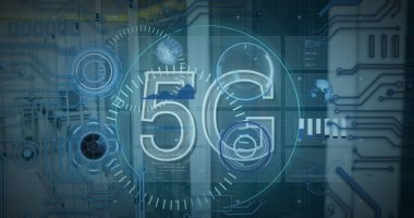 Sunucu odasına karşı 5g metin afişi, mikroişlemci bağlantıları ve veri işleme resmi. Küresel ağ ve iş veri depolama teknolojisi kavramı