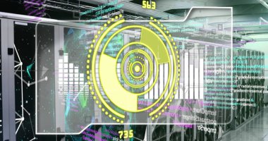 Bilgisayar sunucuları üzerinde numaralar ve veri işleme ile tarama alanının resmi. Küresel veri işleme ve dijital arayüz konsepti dijital olarak oluşturuldu.
