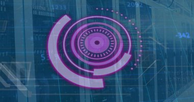 Sunucuların üzerinde veri olan mor çember resmi. Bilgisayarlar, veri işleme ve teknoloji konsepti dijital olarak oluşturuldu.