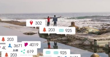 İskeleye adım atan bir çift, tanıtım simgeleri pazarlama demosu için çoğalıyor. Manzara, dinginlik, yansıma, teknoloji, bağlantı, sosyal, manzara