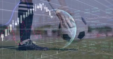 Finansal veriler, sporcuların bükülmesine ve futbol topunu hazırlama tekmelerine neden oluyor. Spor, analitik, teknoloji, hareket, açık hava, motivasyon, performans