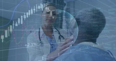 Kadın doktor, sağlık kontrolü için hastayı incelemeye başlıyor. Dünya ve finans tablosu örtüşüyor. Tıbbi, sağlık, teknoloji, analitik, profesyonellik, tanı, yenilik