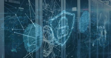 Sunucular üzerinde asma kilit ve bağlantıları olan dijital kalkan görüntüsü. Ağ, bağlantılar, veri işleme ve teknoloji konsepti dijital olarak oluşturulmuş görüntü.