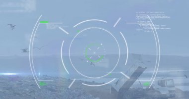 Açık gökyüzüne karşı çöp sahasındaki verilerle dönen grafiksel çember resmi. Dijital bileşik, çoklu maruz kalma, bilgi, geri dönüşüm, kirlilik, atık yönetimi, koruma.