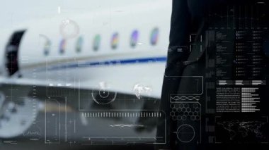 Jet 'ten önce, teknoloji ürünü HUD' nin veri gösterip pist taraması yaptığı kameralar yöneticiliği gösteriyor. Lüks, profesyonellik, havacılık, fütürizm, zarafet, şirket, yenilik