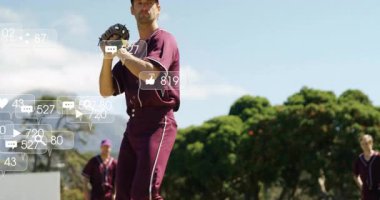 Atıcılar tepecikleri hazırlıyor ve eldiven etrafında sosyal medya teknisyenlerinin nişan simgelerini görselleştiriyor. Atletik, spor, hareket, takım çalışması, açık hava, dinamik, enerjik