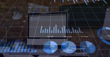 Yarısaydam 3D ızgara çubuk, pasta, çizgi ve halka çizelgeleri başlatılarak soluyor verileri canlandırıyor sonra da soluyor. Teknoloji, veri, analitik, modern, çalışma alanı, görselleştirme, ofis