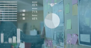 Koordinatörün yapışkan not bırakması, iş planında şeffaf örtüşmelere, ayarlama çizelgelerine neden oluyor. İşbirliği, strateji, analitik, beyin fırtınası, dijital, sunum, takım çalışması