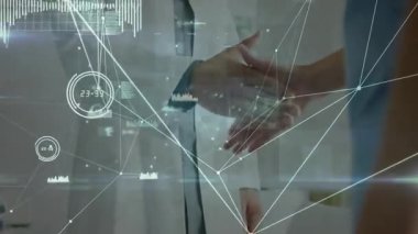 Steteskoplu doktor ve ellerini uzatan hasta, titreyen sağlık ağı örtüsüyle titriyor. Profesyonel, sağlık, dijital, bağlantı, güven, işbirliği, tıbbi