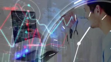 Kıdemli hekim Stylus 'a dokunuyor ve animasyon grafiklerini analiz ederek kıdemsiz doktora yol gösteriyor. Analizler, sağlık hizmetleri, teknoloji, yenilik, işbirliği, profesyonellik, veri görselleştirme