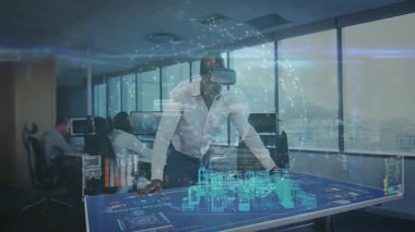 Teknoloji VR kullanıcısı kulaklığı etkinleştiriyor ve üç boyutlu şehir manzarası inceleme planına yaslanıyor. Gelecekçi, yenilikçi, işbirliği, dijital, dalgın, profesyonel, akıllı