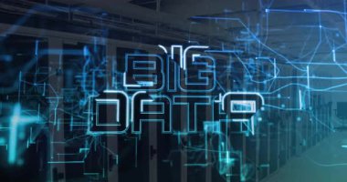 Titrek mavi çizgiler merkezi birleştiriyor, veri akışını görselleştirmek için rafların üzerinde Büyük DATA metni oluşturuyor. Teknoloji, siber güvenlik, dijital altyapı, fütüristik, ağ, yenilik, veri görselleştirme