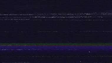 Titrek tarama çizgileri mor arkaplan kayan renk bantları üzerinde bozulmaya başlıyor. Soyut, dijital, çarpıtma, durağan, gürültü, arıza, retro