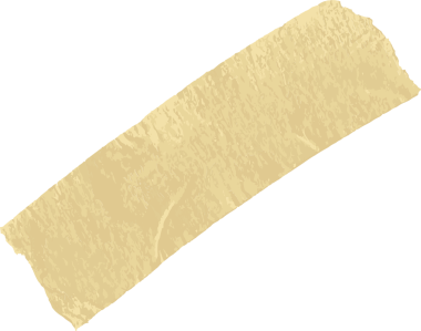 Yırtık sarımsı yapışkan bant, pürüzlü kağıt dokusunu gösteren saydam bölgede çapraz olarak yatıyor. Endüstriyel, minimalizm, vintage, doku, zanaat, onarım, sanat