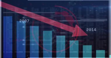 Kırmızı ok tüm yıl boyunca etiketleri değiştirerek verileri güncellerken kod arkaplan canlandırma çubukları kayıyor. Teknoloji, veri analizi, dijital, yenilik, görselleştirme, analitik, fütüristik