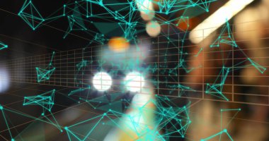 Bulanık koridorda, ızgara kaplamalı soyut turkuaz ağ düğümleri ve çizgiler yüzüyor. Teknoloji, bağlantı, veri, yenilik, siber alan, dijital, ağ