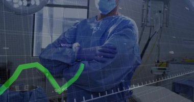 Olgun cerrah kollarını birleştirerek ızgara kaplamasını başlatıyor ve tıbbi verileri gösteren yeşil çizgi grafiği. Tıp, sağlık, analitik, yenilik, profesyonellik, teknoloji, güven