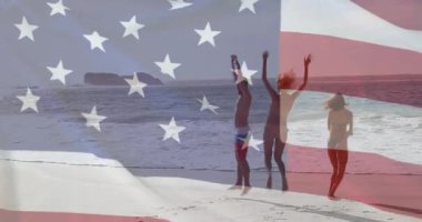 Dostlar sahile geliyor, yarı şeffaf Amerikan bayrağı altında dans ederek pazarlama yapıyorlar. Kutlama, gençlik, canlılık, açık hava, eğlence, enerji, neşe