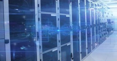 Mavi titreşim koridor merkezinde beliriyor, düğümler, mandal askıları gönderiyor, UI veri akışını gösteriyor. Teknoloji, siber güvenlik, dijital altyapı, ağ, yenilik, gelecek, veri