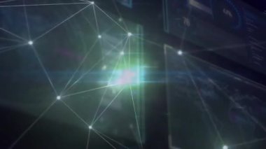 UI etkinleştirildiğinde, çizgilerle birleşen parlak düğümler ağ darbeleri oluşturarak gösterge panellerini ortaya çıkarıyor. Gelecek, teknoloji, bağlantı, yenilik, dijital, soyut, veri