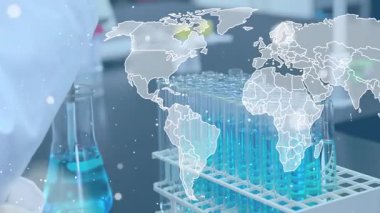 Tüplerin üzerinde kaybolan dünya haritası, eldivenli el çizimi ve tüpleri görselleştirme araştırması. Bilim adamı, laboratuvar, yenilik, kimya, veri görselleştirme, dijital, gelecekçilik