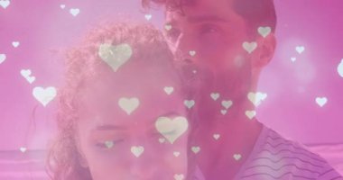 Pembe parlayan kalpleri açarak çift etrafında sürüklenen kalpleri sosyal medya için kapalı gözleri paylaşıyorlar. Romantizm, şefkat, yakınlık, şefkat, bağlantı, duygusal, kibarlık.