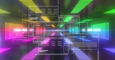 Titreşen ışık panelleri ana hatları belirlerken, sayısal paneller iç görü için ızgara kaydırıyor. Fütüristik, veri, görselleştirme, teknoloji, arayüz, dijital, parlak