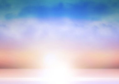 Gün batımında açık gökyüzüne karşı deniz