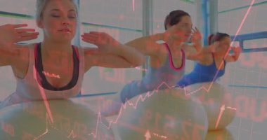 Zayıf finans çizelgeleri canlandırılırken, baş antrenör egzersiz topunun arka uzantısını çalıştırıyor. Fitness, power, team work, wellness, motivasyon, ilham verici, zindelik