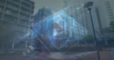 Plazanın üzerinde mavi anahtar deliğiyle yüzen gümüş asma kilit devre ve kod örtülerini gösteriyor. Güvenlik, siber güvenlik, dijital, yenilik, teknoloji, kentsel, modern