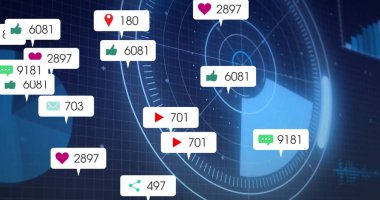 Sosyal medya ölçümleri ile sanal mavi ızgarada yüzen konuşma baloncuğu simgeleri kümesi gösteriliyor. Futuristik, dijital, arayüz, teknoloji, bağlantı, veri, analiz
