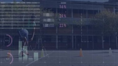 Oyuncu duruş takınıyor, bar çizelgesi olan spor konileri sürüyor, dünya haritası takip ölçümleri. Atletik, performans, ilerleme, eğitim, kentsel, modern, dinamik